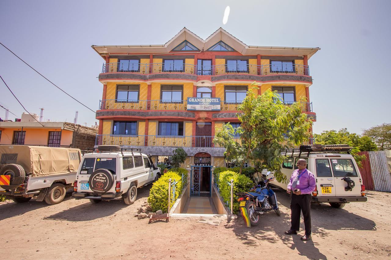 Grande Hotel Isiolo Bagian luar foto