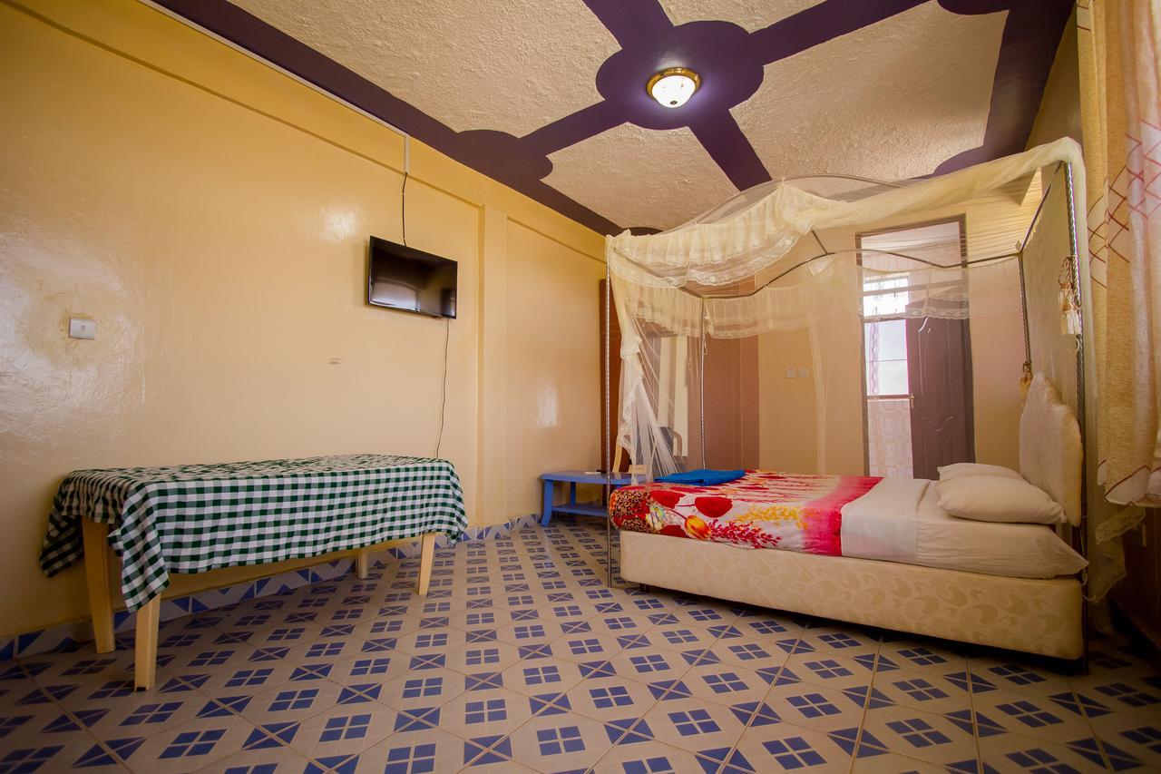 Grande Hotel Isiolo Bagian luar foto