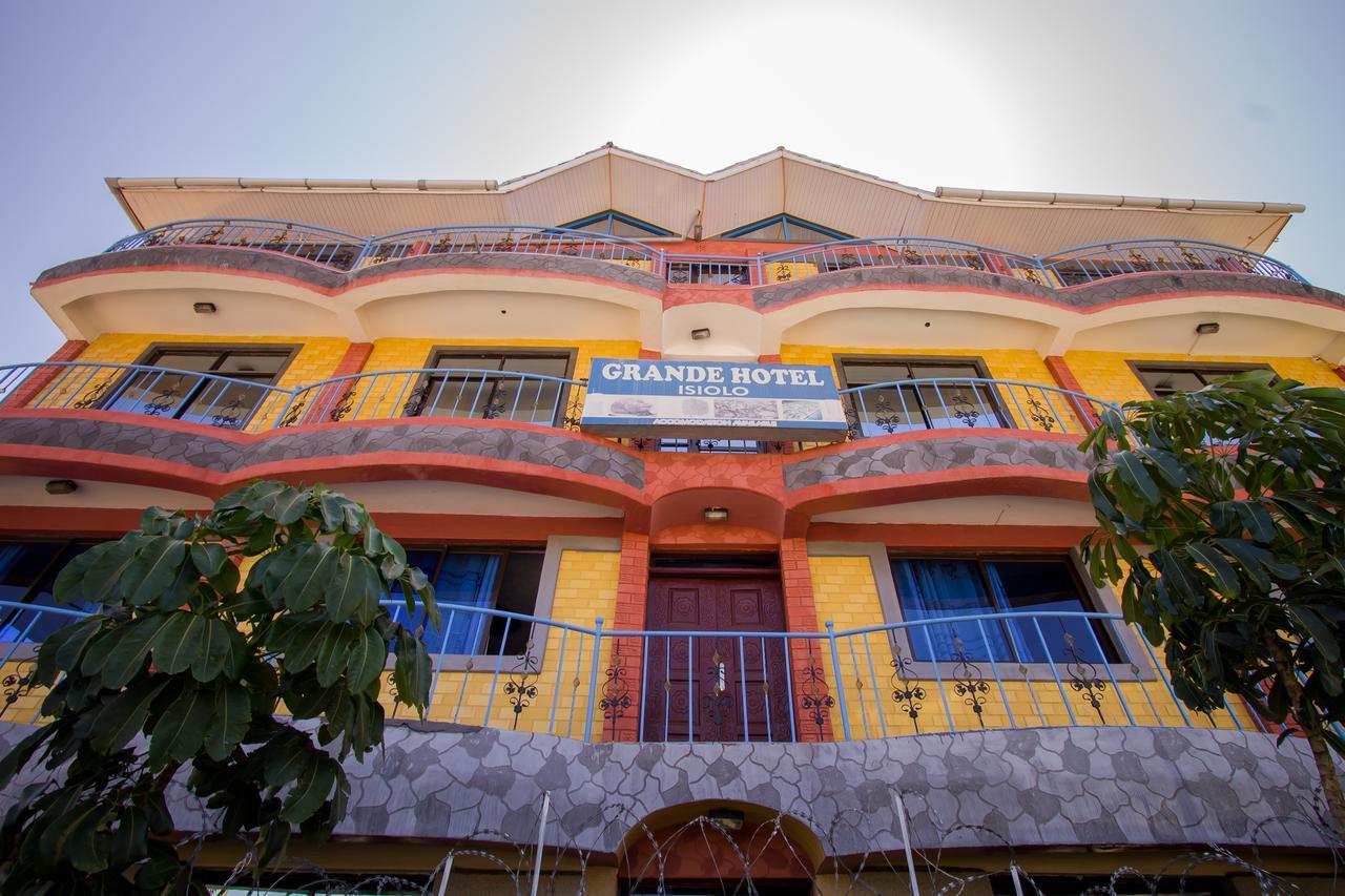 Grande Hotel Isiolo Bagian luar foto